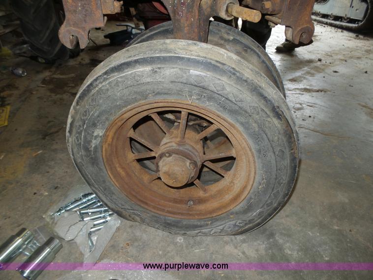 image for item L4016 1938 Farmall F20 tractor