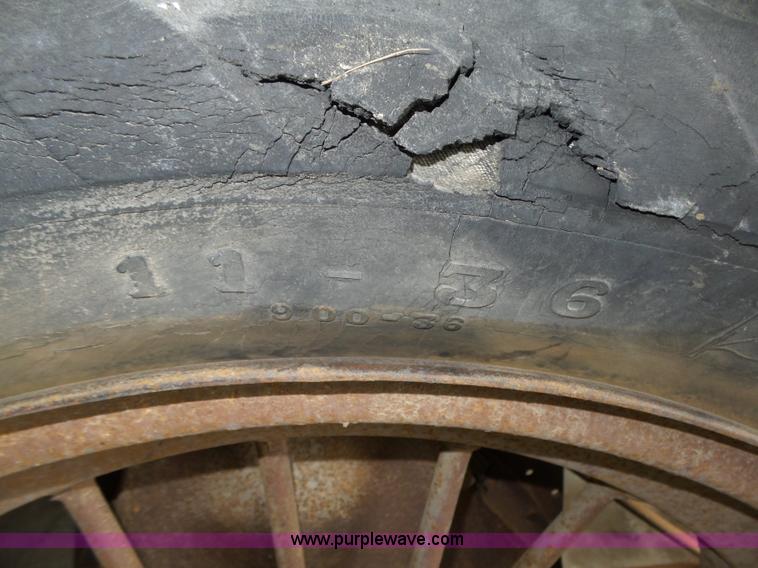 image for item L4016 1938 Farmall F20 tractor