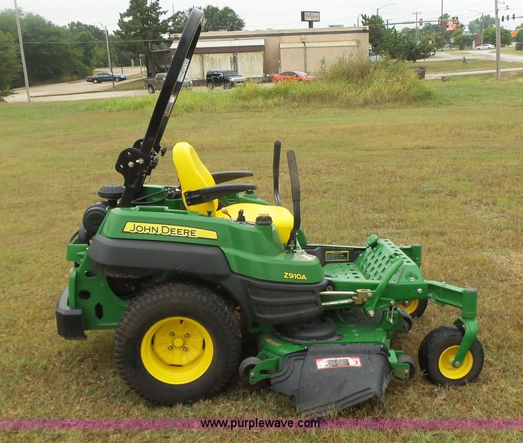 image for item L4772 2015 John Deere Z910A Ez-Trak Z-Trak Pro ZTR lawn mower