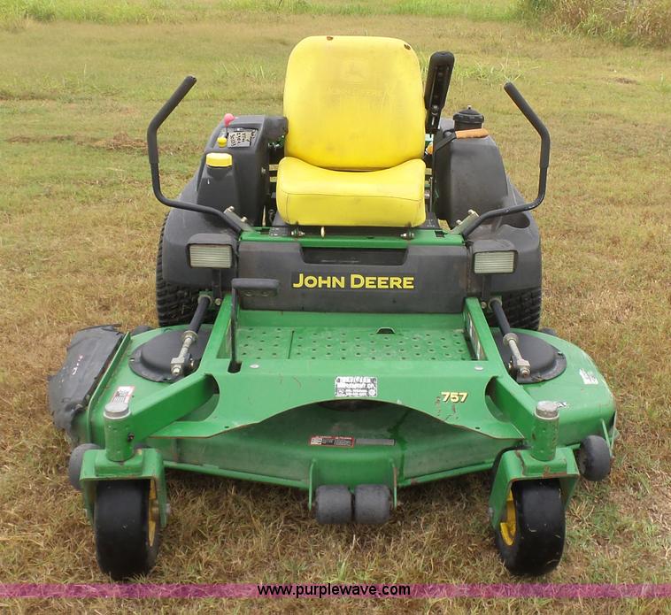 image for item L4773 John Deere 757 ZTR lawn mower