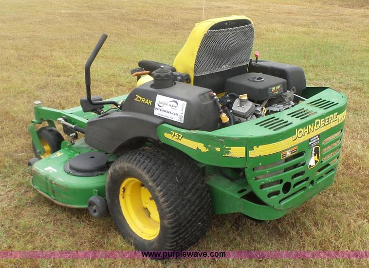 image for item L4773 John Deere 757 ZTR lawn mower