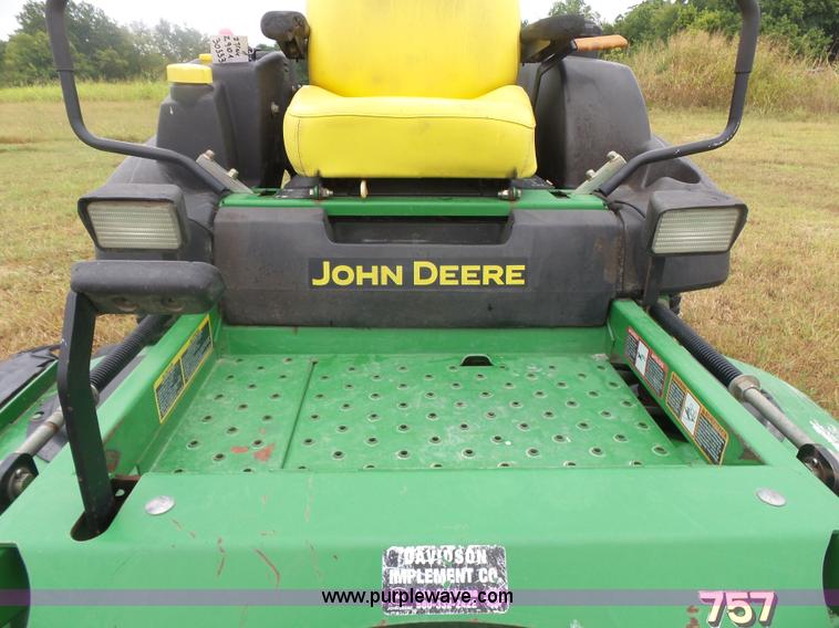 image for item L4773 John Deere 757 ZTR lawn mower