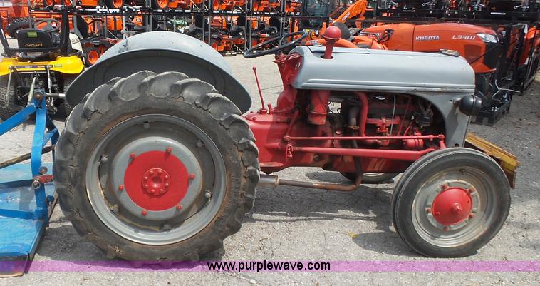 image for item L4778 1952 Ford 8N tractor