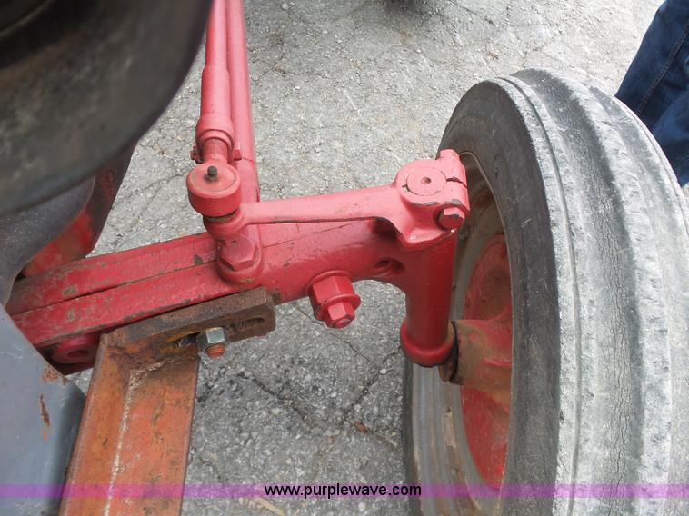 image for item L4778 1952 Ford 8N tractor