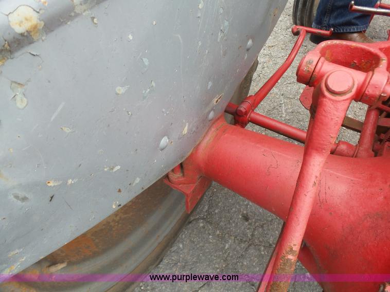 image for item L4778 1952 Ford 8N tractor