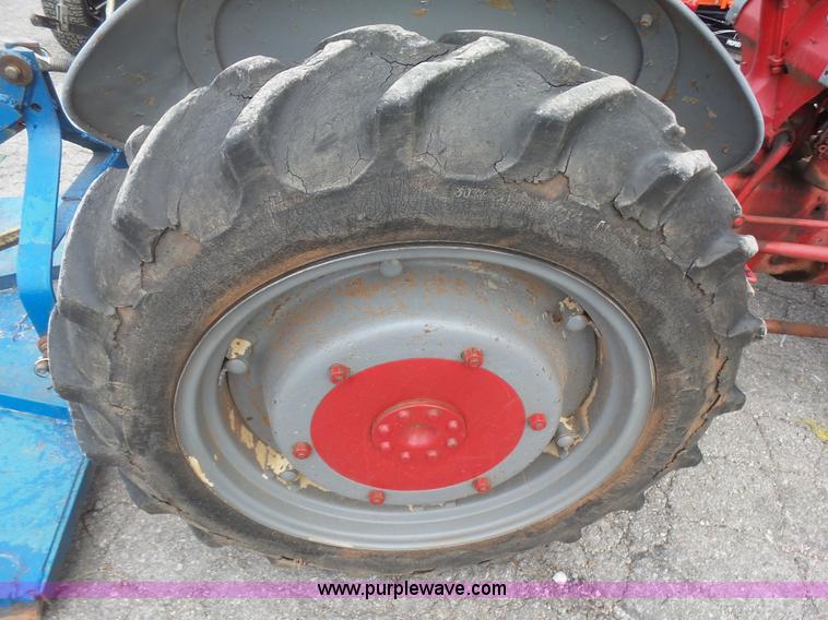 image for item L4778 1952 Ford 8N tractor