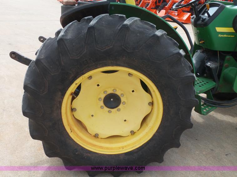 image for item L4779 John Deere 5205 MFWD tractor