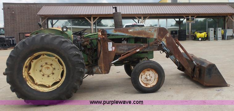 image for item L4780 John Deere 2120 tractor