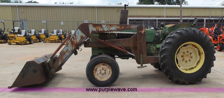 image for item L4780 John Deere 2120 tractor