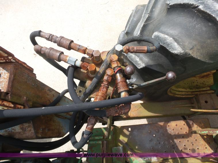 image for item L4780 John Deere 2120 tractor