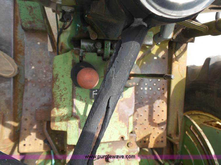 image for item L4780 John Deere 2120 tractor