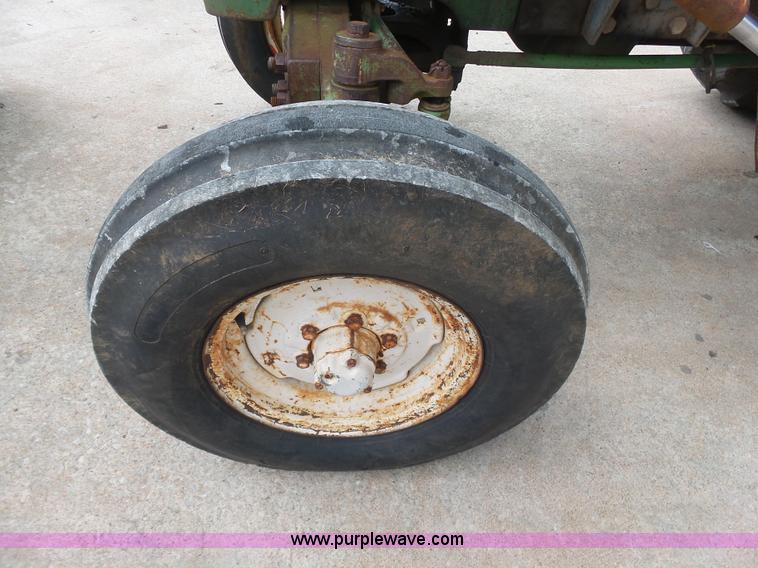 image for item L4780 John Deere 2120 tractor