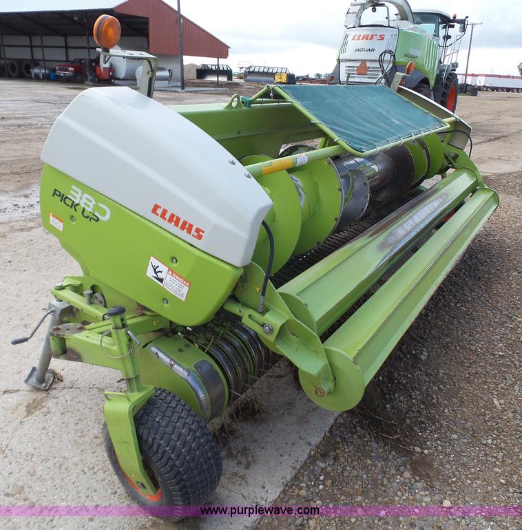 image for item L6605 Claas 380 pickup head