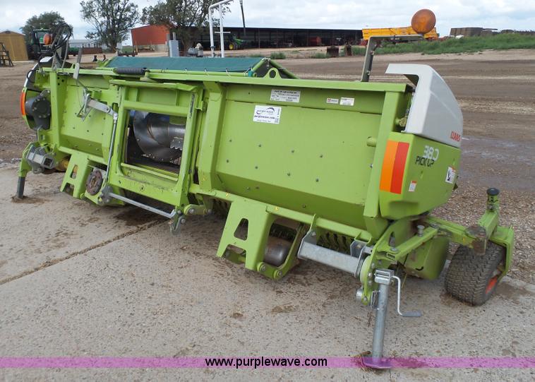 image for item L6605 Claas 380 pickup head