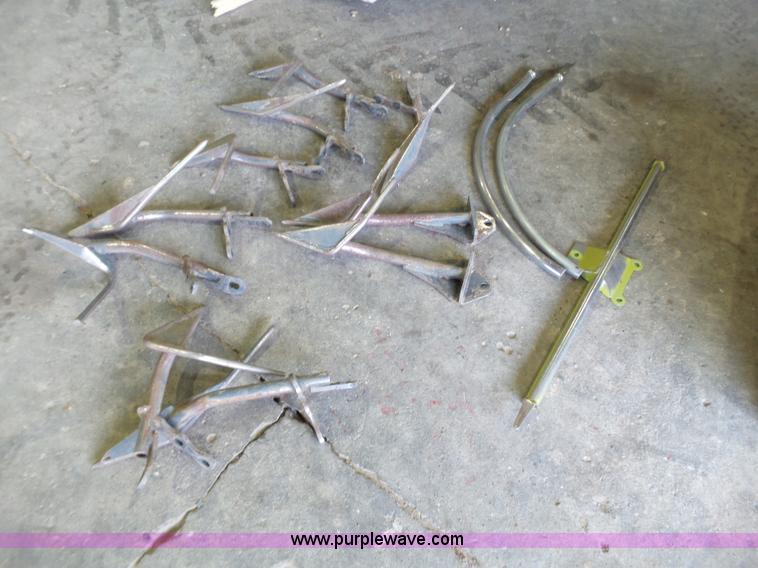 image for item L6606 2012 Claas Orbis 750 row crop head