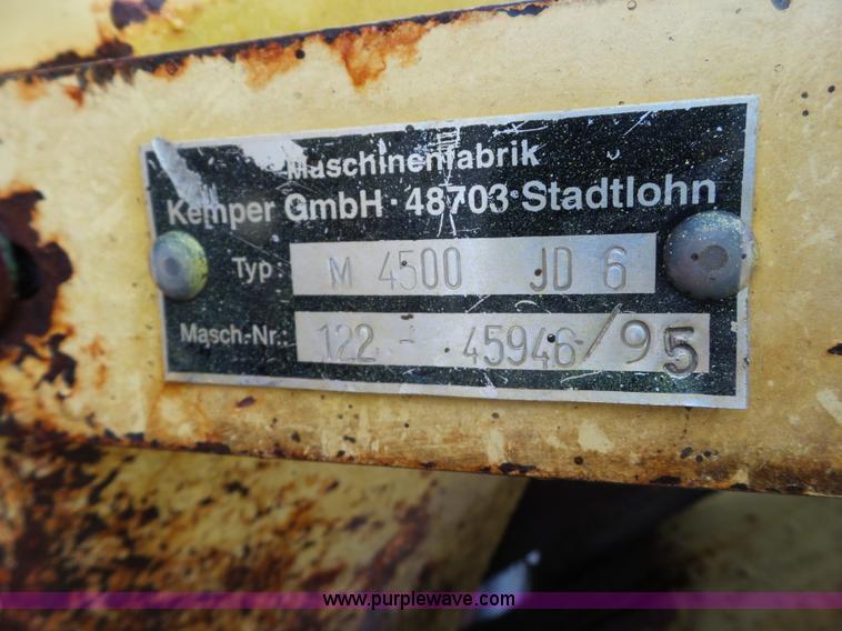 image for item L6615 1995 Kemper Champion 4500 rotary corn head