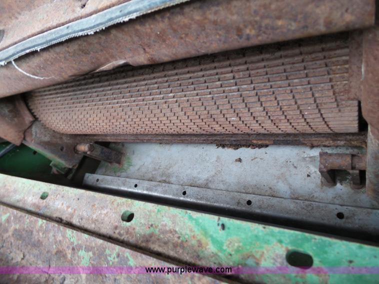 image for item L6616 2002 John Deere 6850 PRWD forage harvester