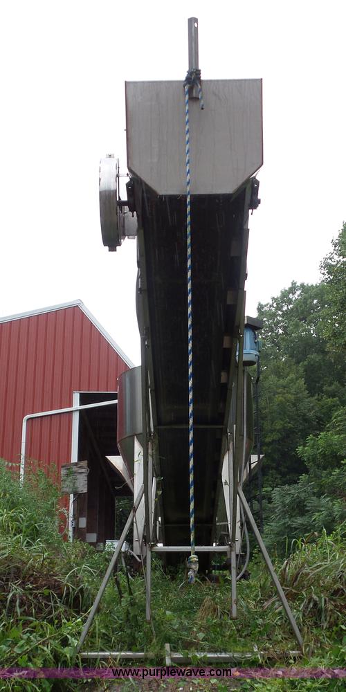 image for item L6957 Layco stainless steel blender with conveyor