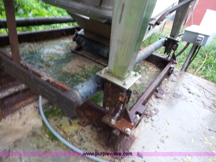 image for item L6957 Layco stainless steel blender with conveyor