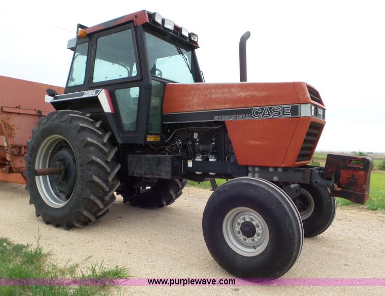 image for item L6962 1985 Case 2294 tractor