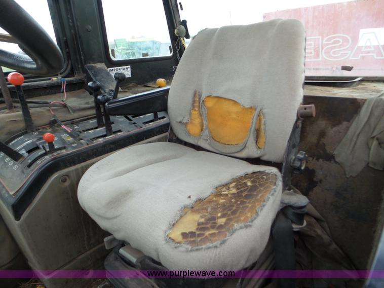 image for item L6962 1985 Case 2294 tractor