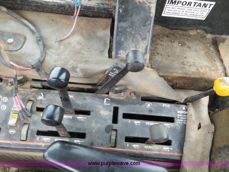 image for item L6962 1985 Case 2294 tractor