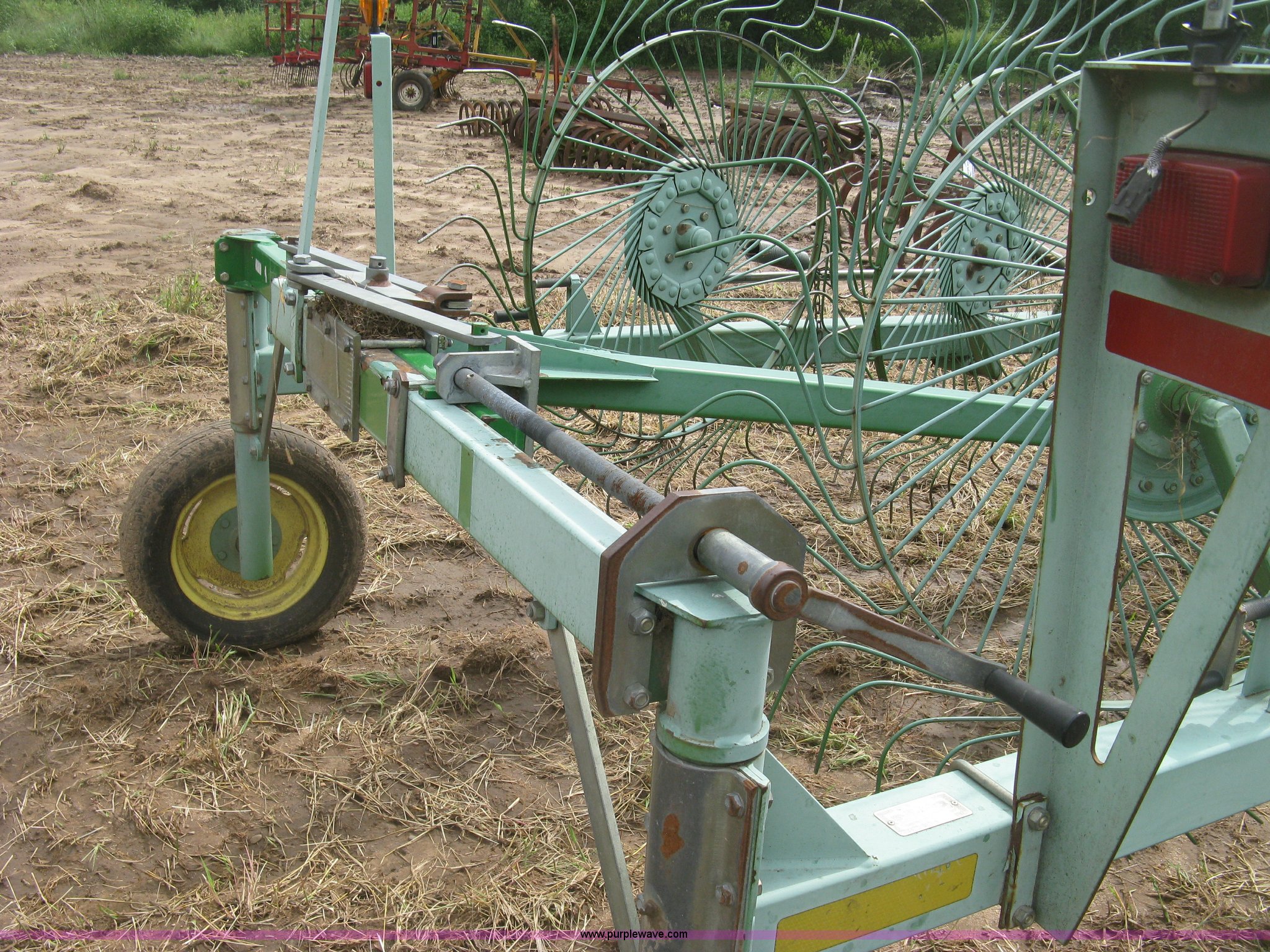John Deere 704 hay rake in Burrton, KS | Item L3846 for sale | Purple Wave