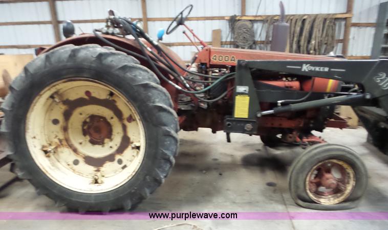 image for item AG9450 1983 Belarus 400A tractor