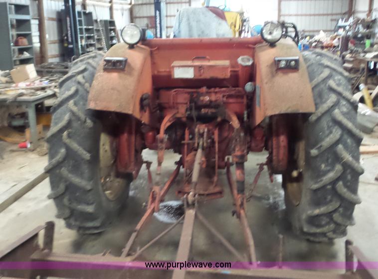 image for item AG9450 1983 Belarus 400A tractor