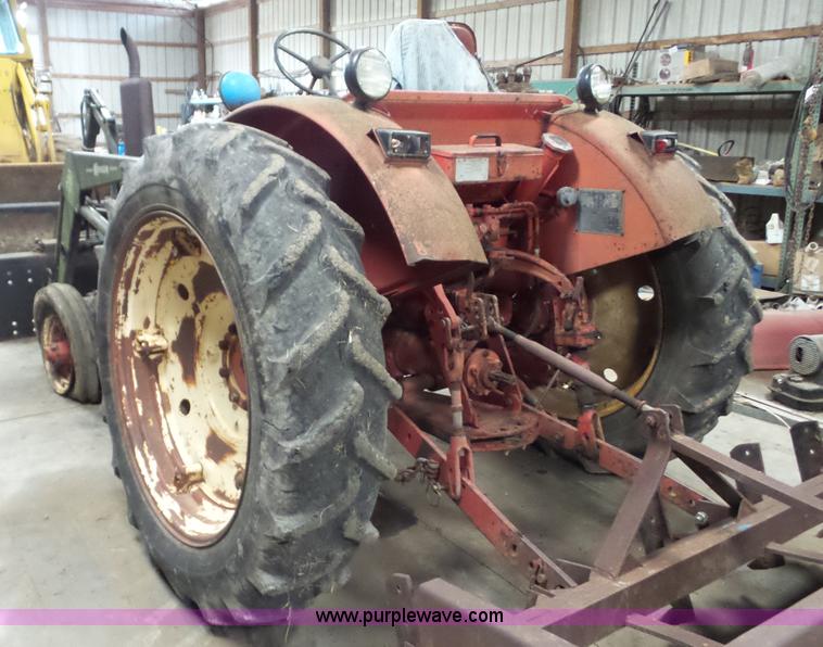 image for item AG9450 1983 Belarus 400A tractor