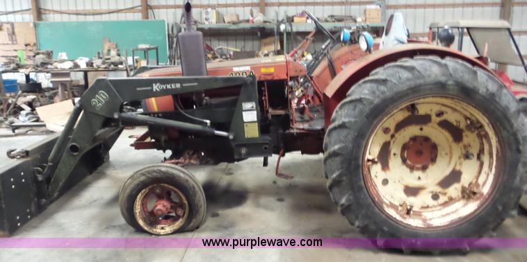 image for item AG9450 1983 Belarus 400A tractor