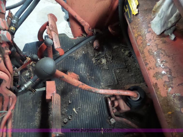 image for item AG9450 1983 Belarus 400A tractor