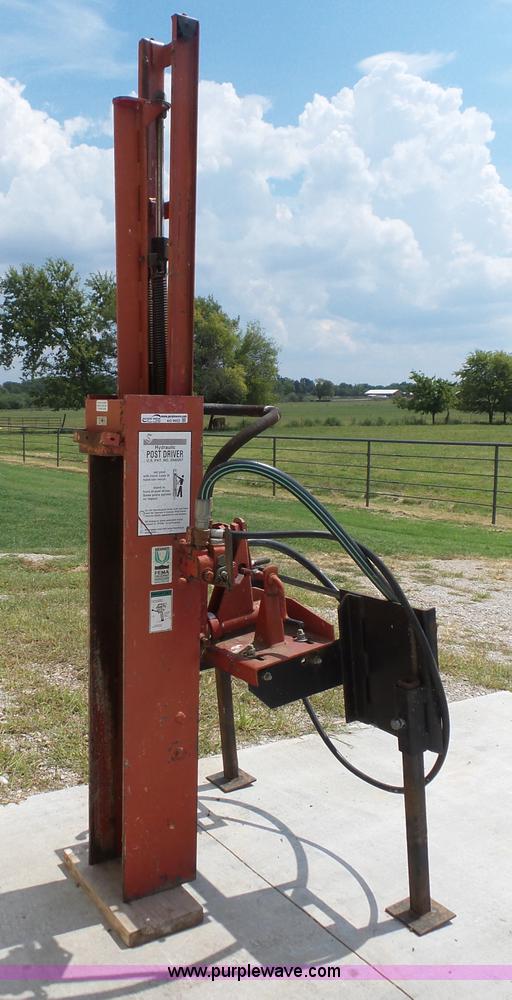 image for item AG9453 Shaver HD10 skid steer post driver