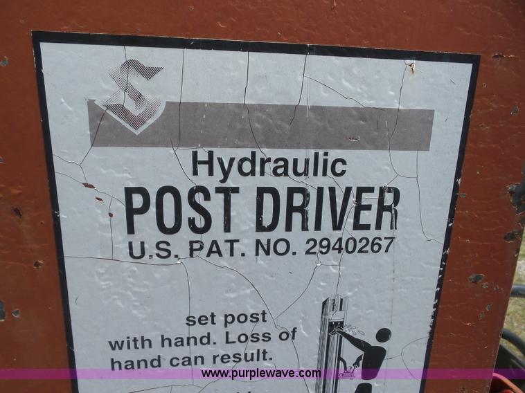 image for item AG9453 Shaver HD10 skid steer post driver