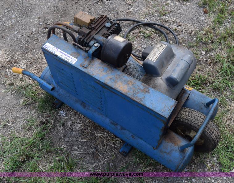 image for item AS9645 Emglo air compressor