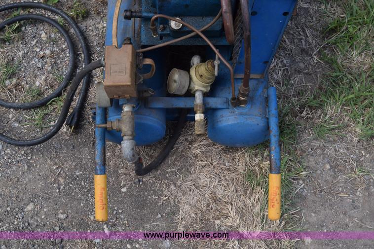 image for item AS9645 Emglo air compressor