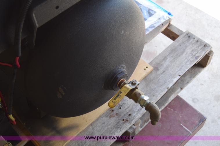 image for item AS9652 North Star air compressor