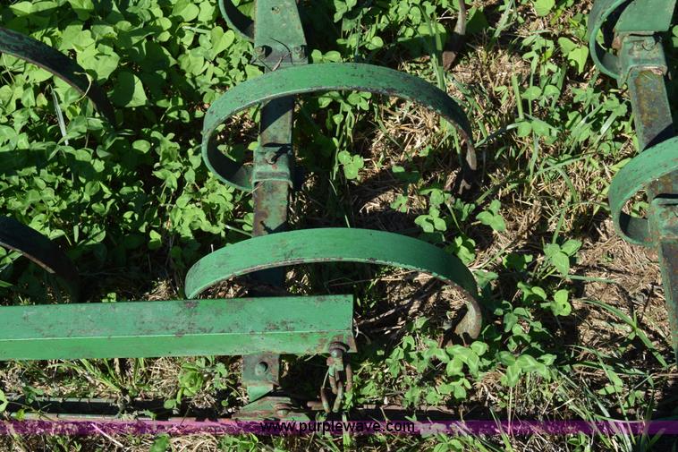 image for item AS9666 John Deere spring tooth harrow