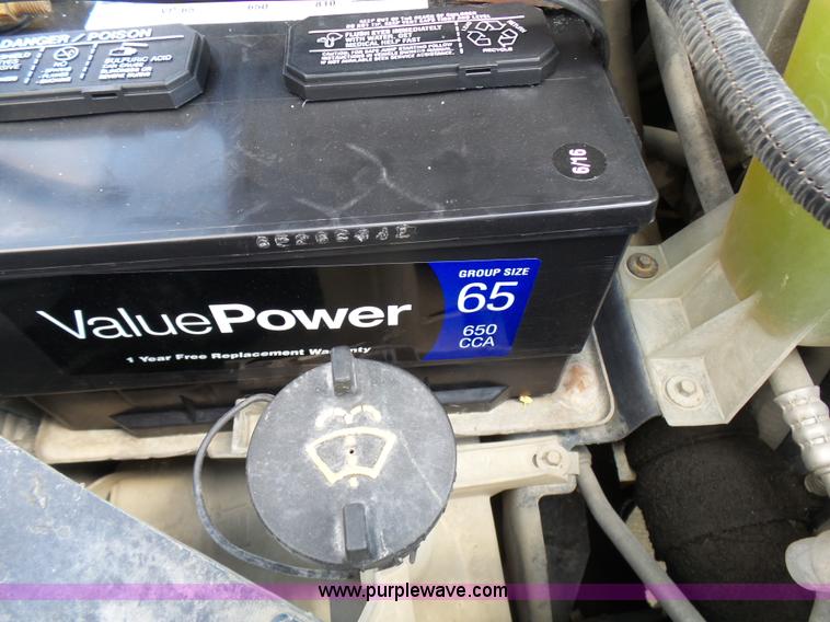 image for item AV9858 1999 Ford F250 Super Duty XLT SuperCab pickup truck