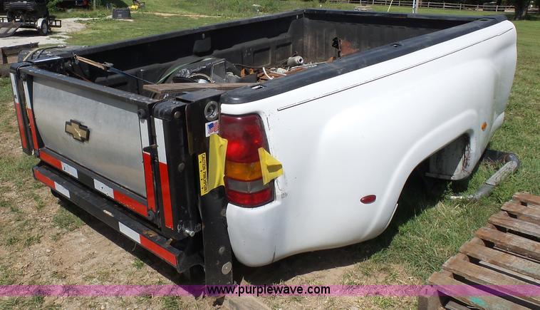 image for item BG9712 Chevrolet 4500 truck bed