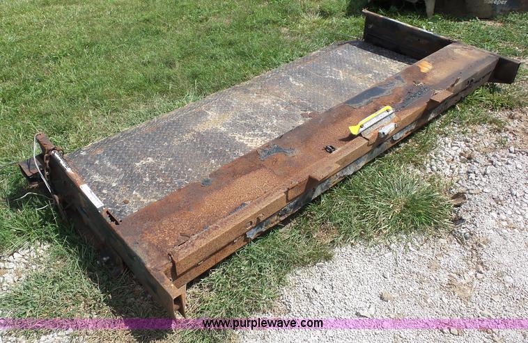 image for item BG9714 Tommy Lift end gate