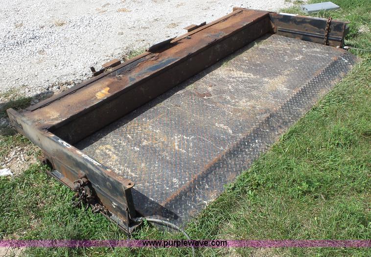 image for item BG9714 Tommy Lift end gate