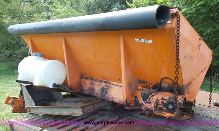 image for item BG9715 Monroe spreader