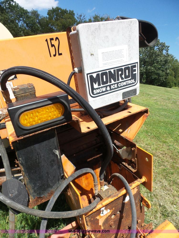 image for item BG9715 Monroe spreader