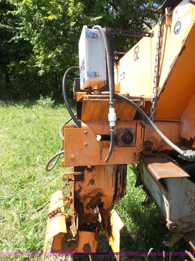 image for item BG9715 Monroe spreader