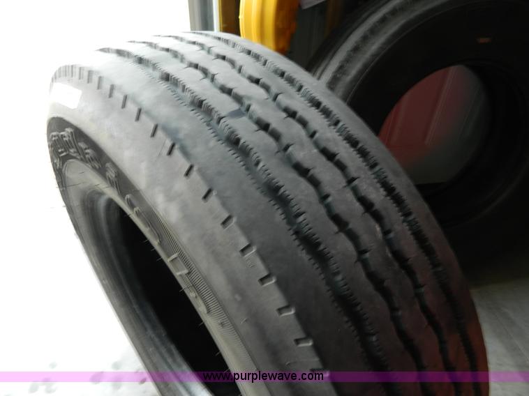 image for item BK9488 (8) B.F. Goodrich 315/80R22.5 tires