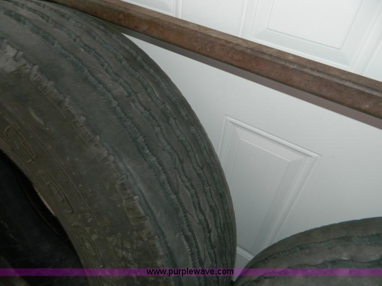 image for item BK9488 (8) B.F. Goodrich 315/80R22.5 tires