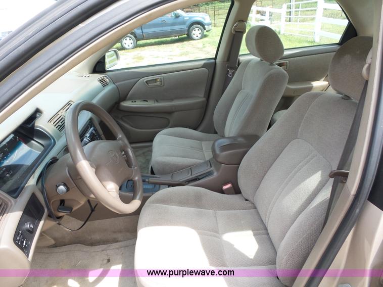 image for item BK9632 2001 Toyota Camry