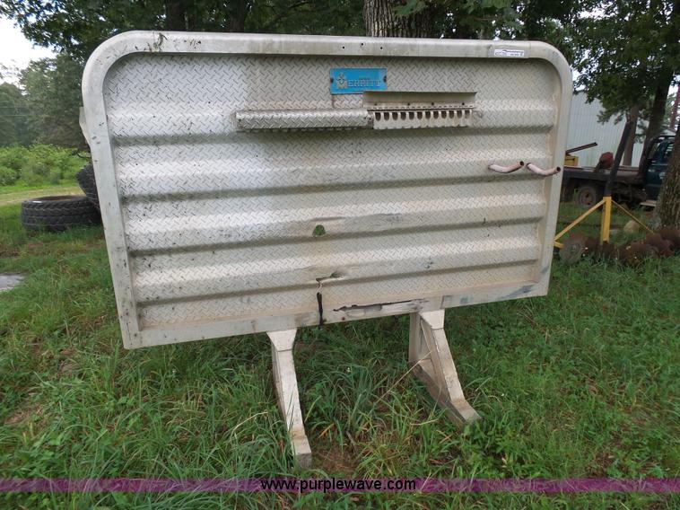 image for item BM9662 Merritt headache rack