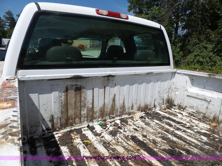 image for item BM9668 2005 Chevrolet Silverado 1500 Ext. Cab pickup truck